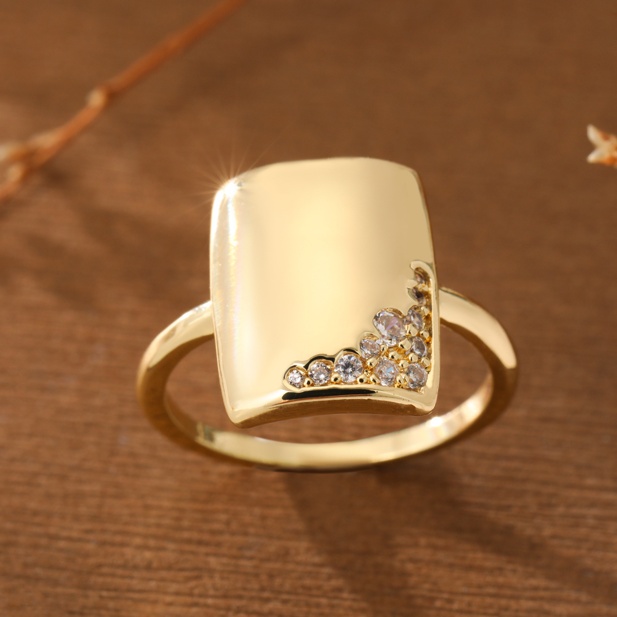 Women's Minimalist Curved Square-cut Ring, Stylish Gift